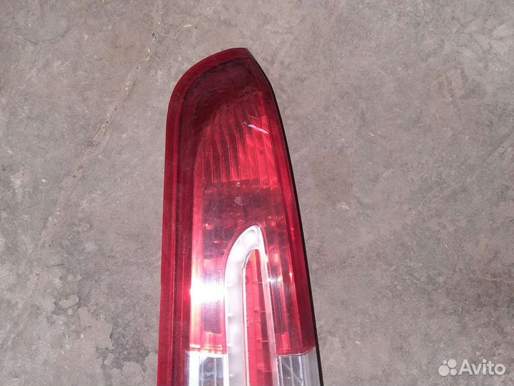 Задний левый фонарь ford c-max