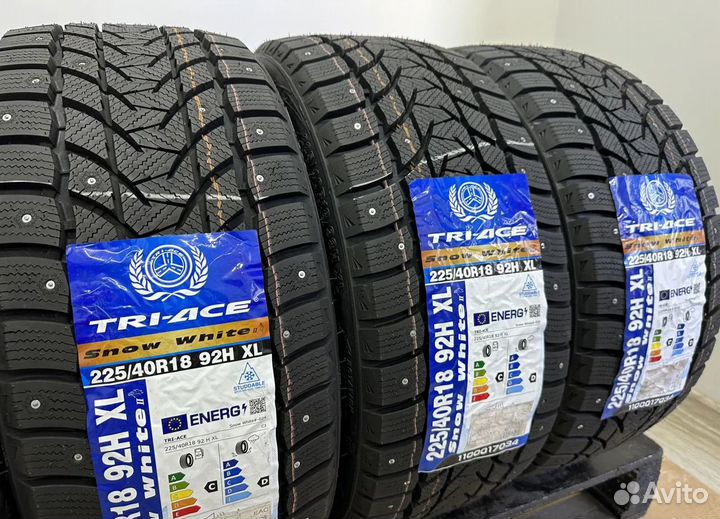 Tri Ace Snow White II 225/40 R18 54H