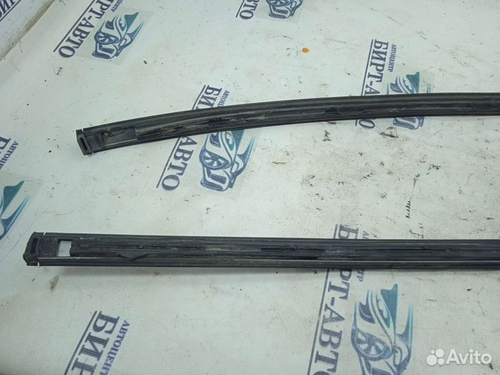 Молдинг крыши центральный SsangYong Actyon II