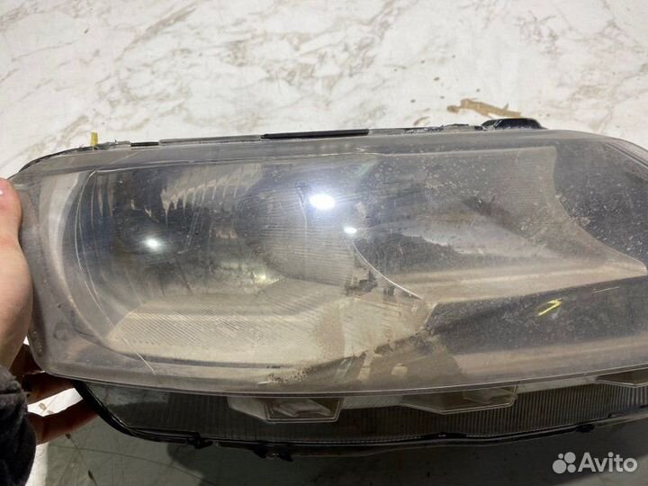 Фара Skoda Rapid cfna 2015