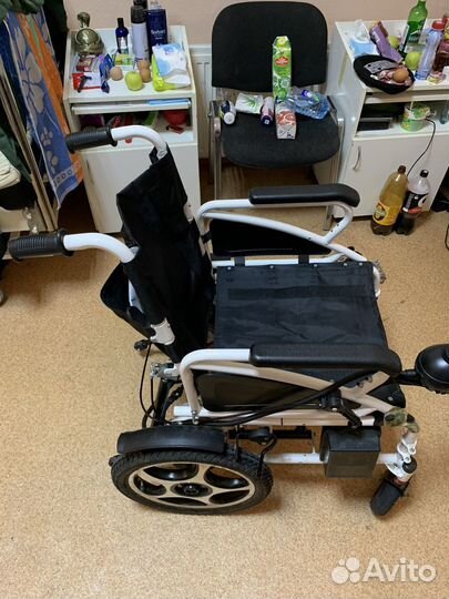 Инвалидная коляска с электроприводом