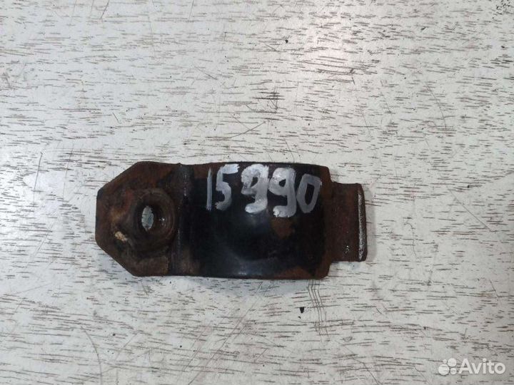 Скоба стабилизатора Volkswagen Passat B3 1993