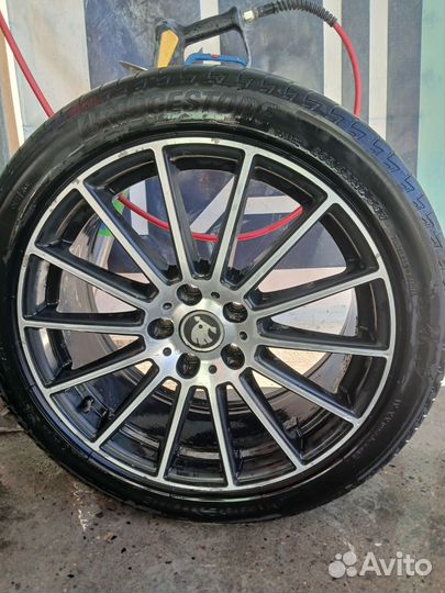 Bridgestone Winter Radial 704 235/45 R18