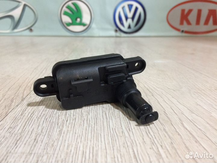 Замок бензобака Karoq Kodiaq Tiguan Touareg Touran