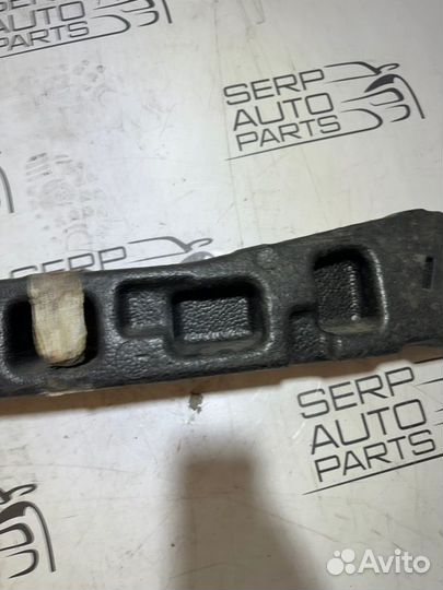 Абсорбер бампера передний Kia Ceed ED 2010