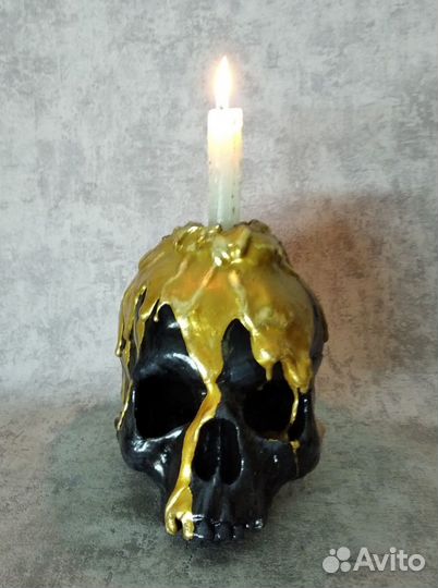 Скульптура, череп - подсвечник