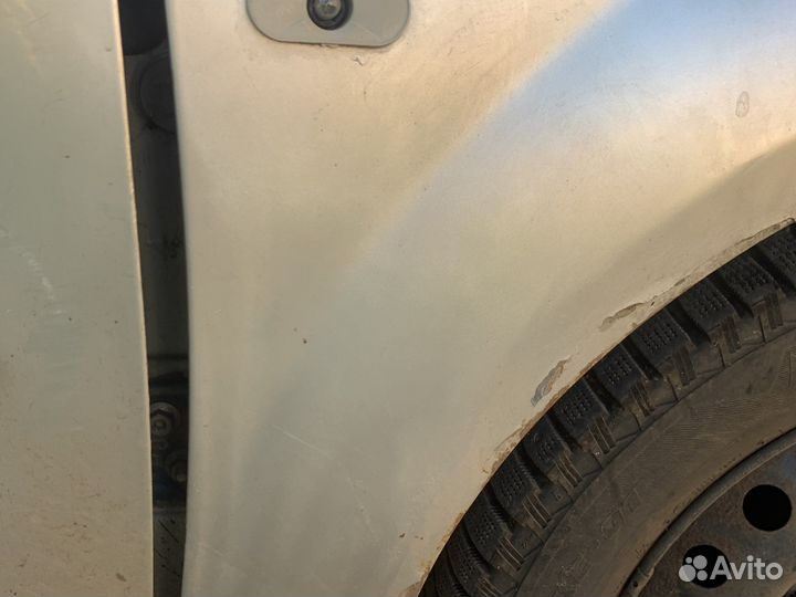 Переднее правое крыло Renault Logan 1 фаза 2