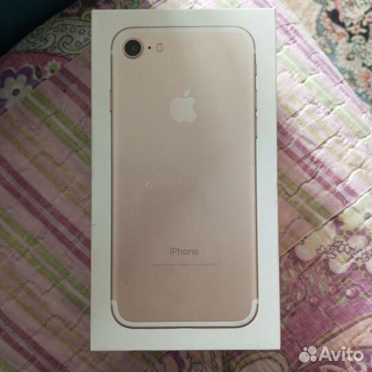 Телефон iPhone 7 128gb