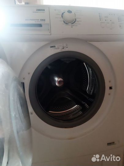 Продам стиральную машинку на запчасти рабочая
