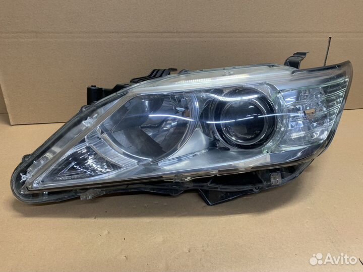 Фара левая Toyota camry 50 afs