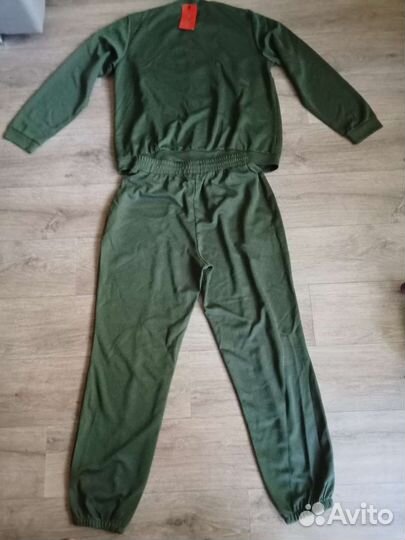 Спортивный костюм женский новый