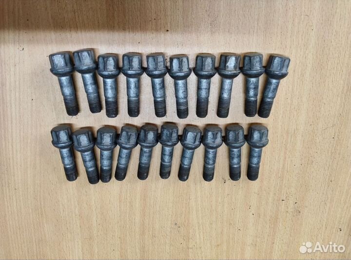 Болты колесные mercedes w168