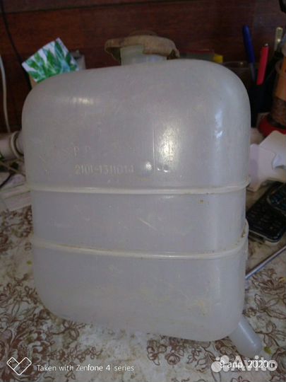 Расширительный бачок