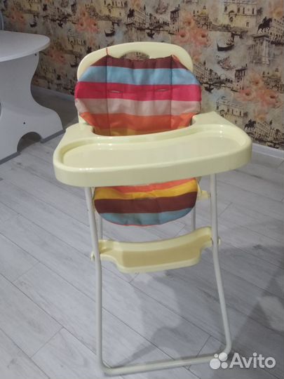 Стульчик для кормления