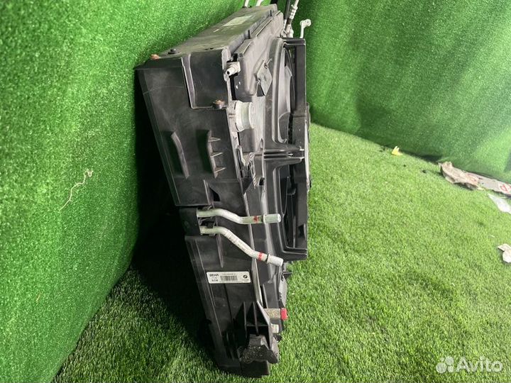 Кассета радиаторов Bmw X5 E70 N52B30 2008