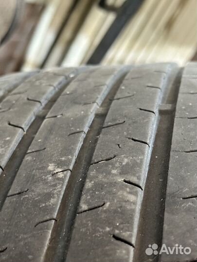 Continental ContiEcoContact 6 235/65 R17