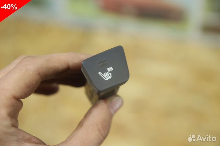 Кнопка обогрева сид Хендай Элантра HD