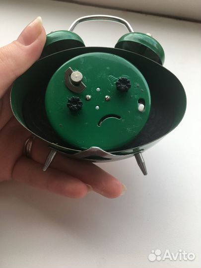 Часы будильник