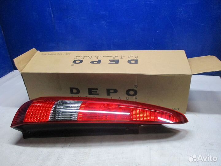 Фонарь задний левый Форд Фьюжн