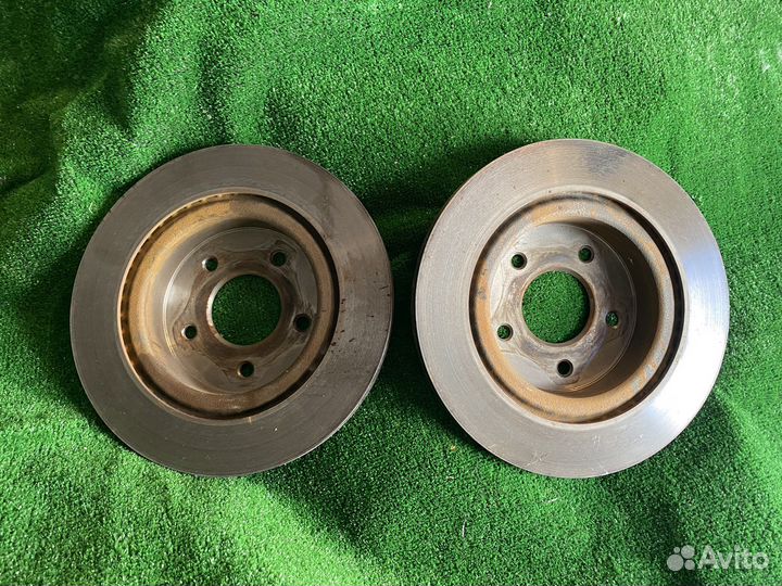 Диски тормозные задние Ниссан Лиф Ze1