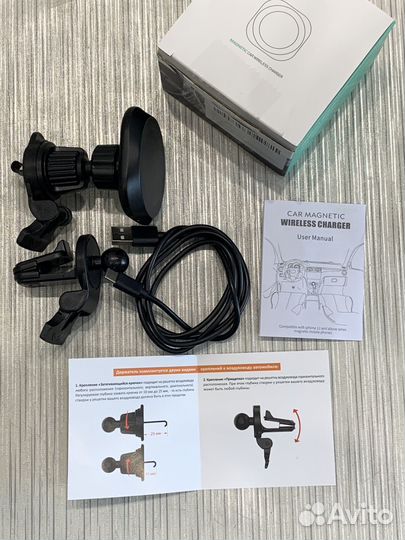 Держатель для телефона в машину с зарядкой MagSafe