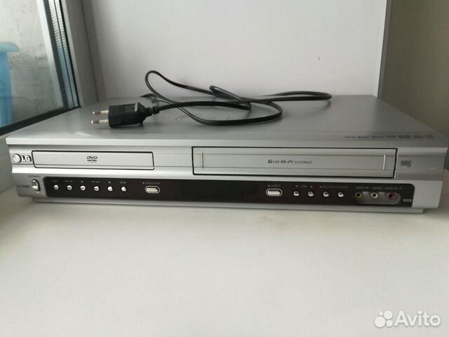 Lg dc90v3v6w. Видеомагнитофон LG dc476dx. DVD/VHS-плеер LG dc466. LG dc466b. LG DC 466.