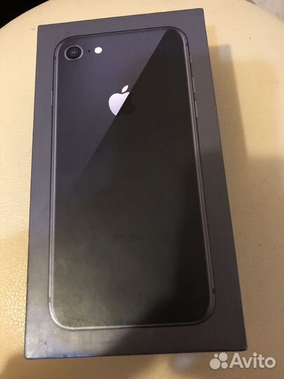 iPhone 8, 64 ГБ