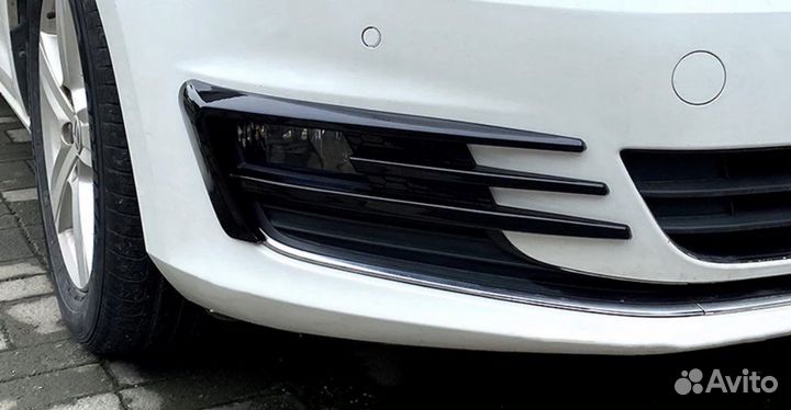 Накладка на бампер VW Golf 7