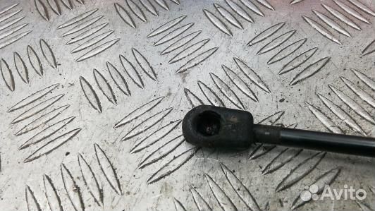 Амортизатор крышки багажника volkswagen bora 1 (LB