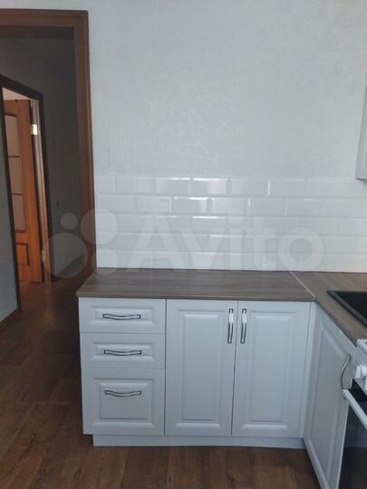 3-к. квартира, 60 м², 2/5 эт.