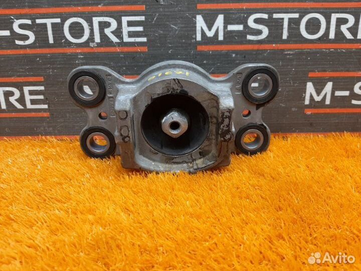 Подушка двигателя левая Volvo Xc60 DZ44 B4204T6