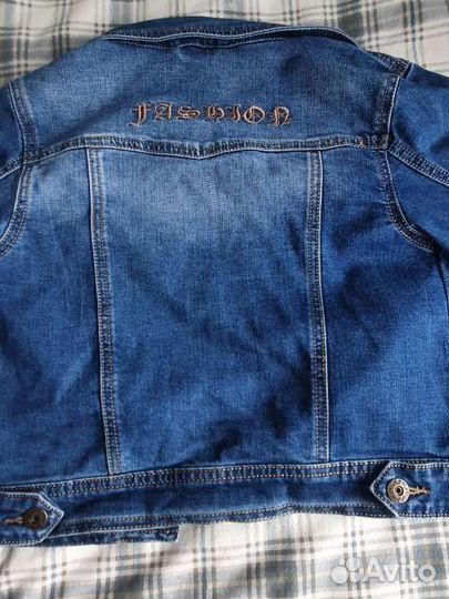 Джинсовая куртка