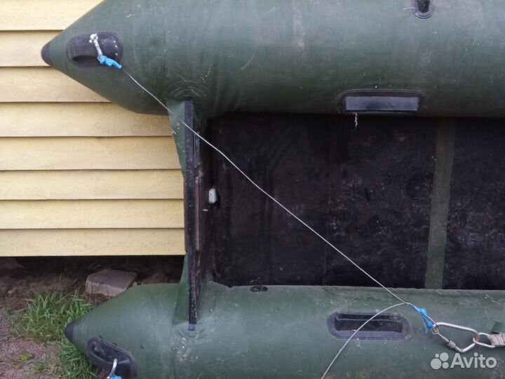 Надувная лодка