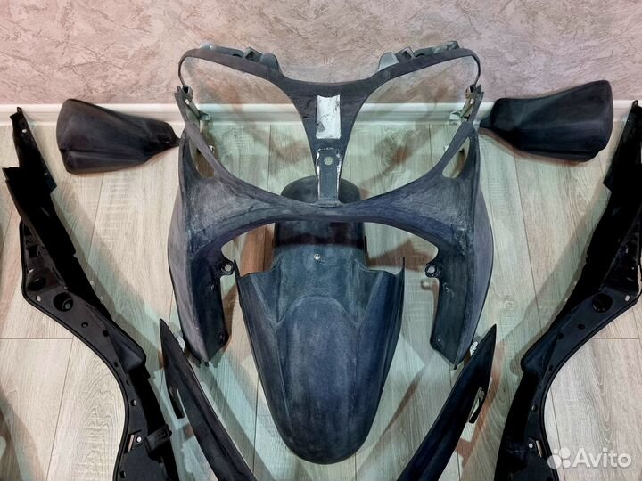 Пластик Suzuki SkyWave/Burgman CK44-45