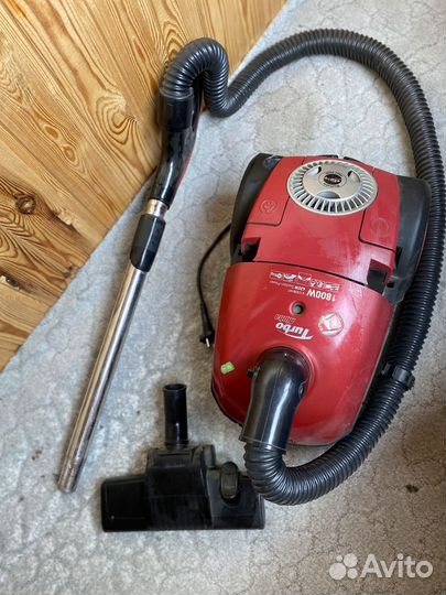 Продам пылесос на запчасти