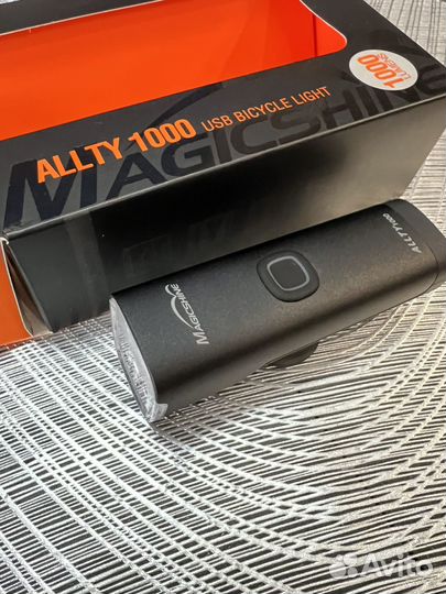 Велосипедный фонарь Magicshine allty 1000