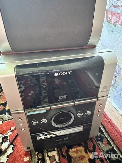 Музыкальный центр sony