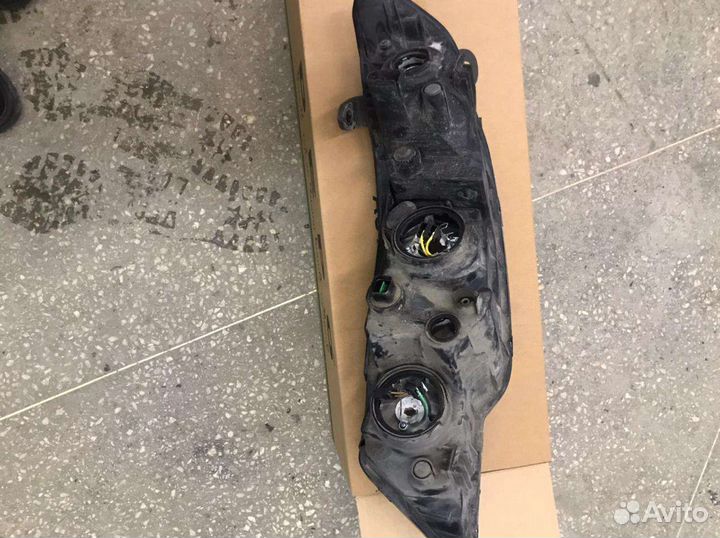 Фара KIA cerato 2 правая оригинал