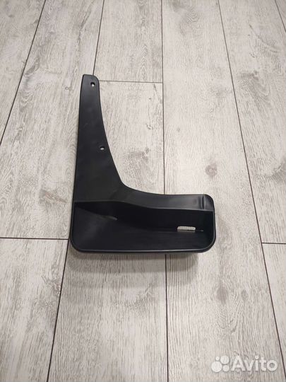 Брызговик задний правый XL Peugeot 4007 C-Crosser