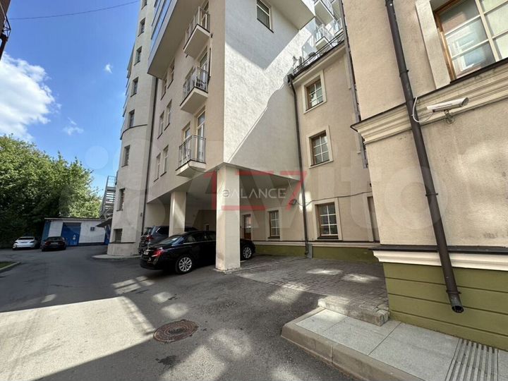 Продажа особняка класса А, 1525 м²