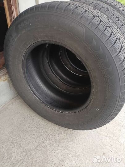 Nokian Tyres Hakkapeliitta 7 SUV 265/65 R17 116