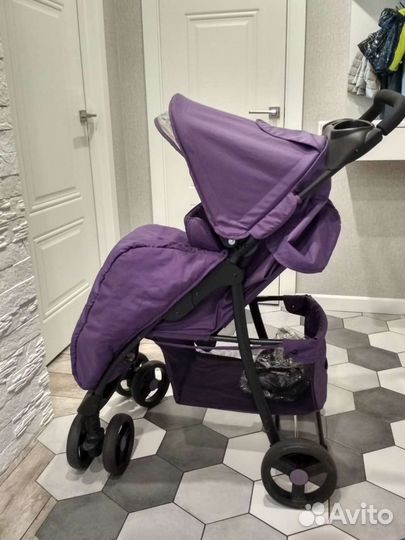 Прогулочная коляска babyton