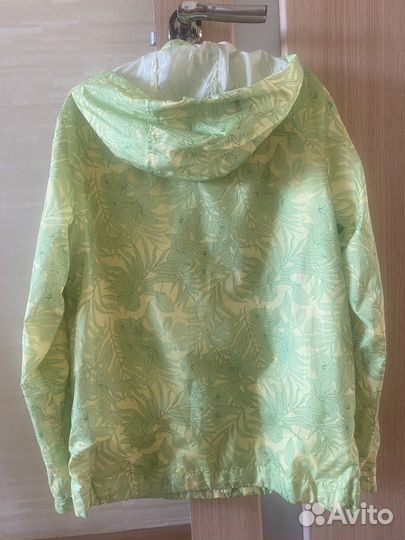 Ветровка для девочки