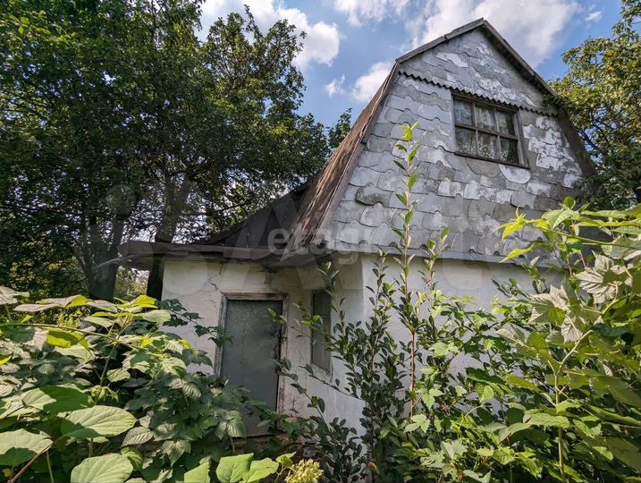 Дача 20 м² на участке 5 сот.