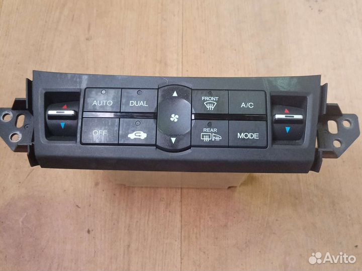 Блок управления печкой Honda Accord 8
