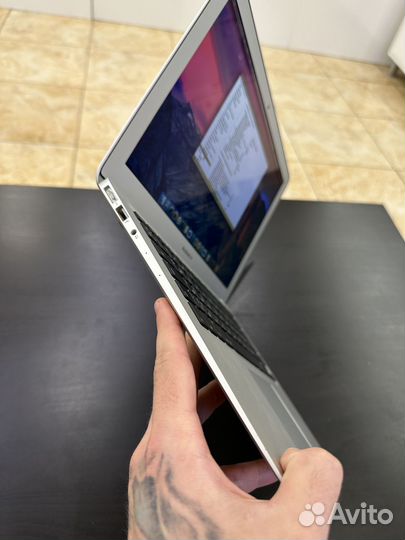 Б/У MacBook air 13 2015 i5 8GB/120GB Рассрочка