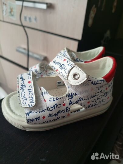 Сандалии детские 21