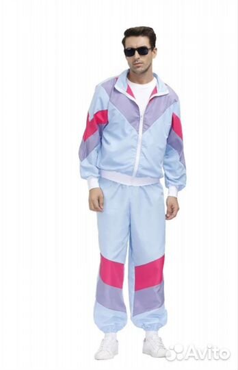 Спортивный костюм в стиле 90-х