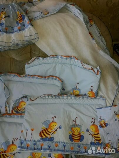 Бортики в кроватку и балдахин