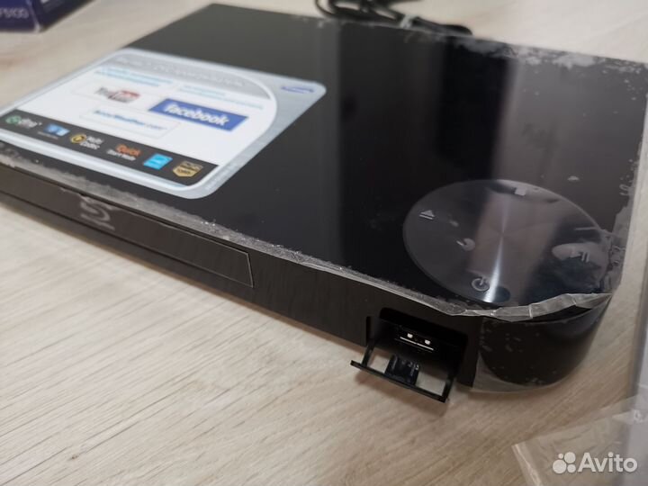 Blu ray плеер samsung bd f5100
